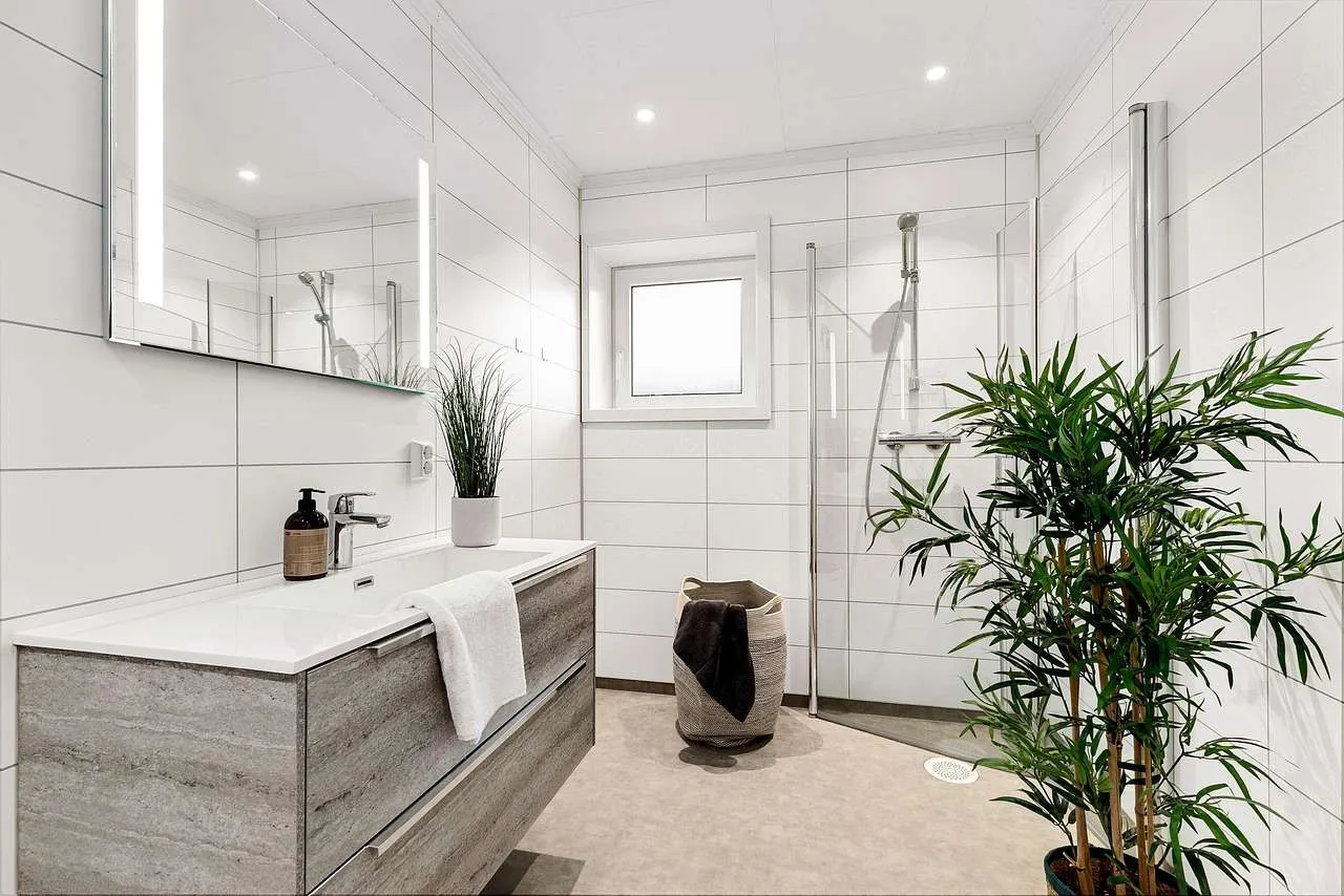 Small Bathroom Ideas: Smart Design and Storage